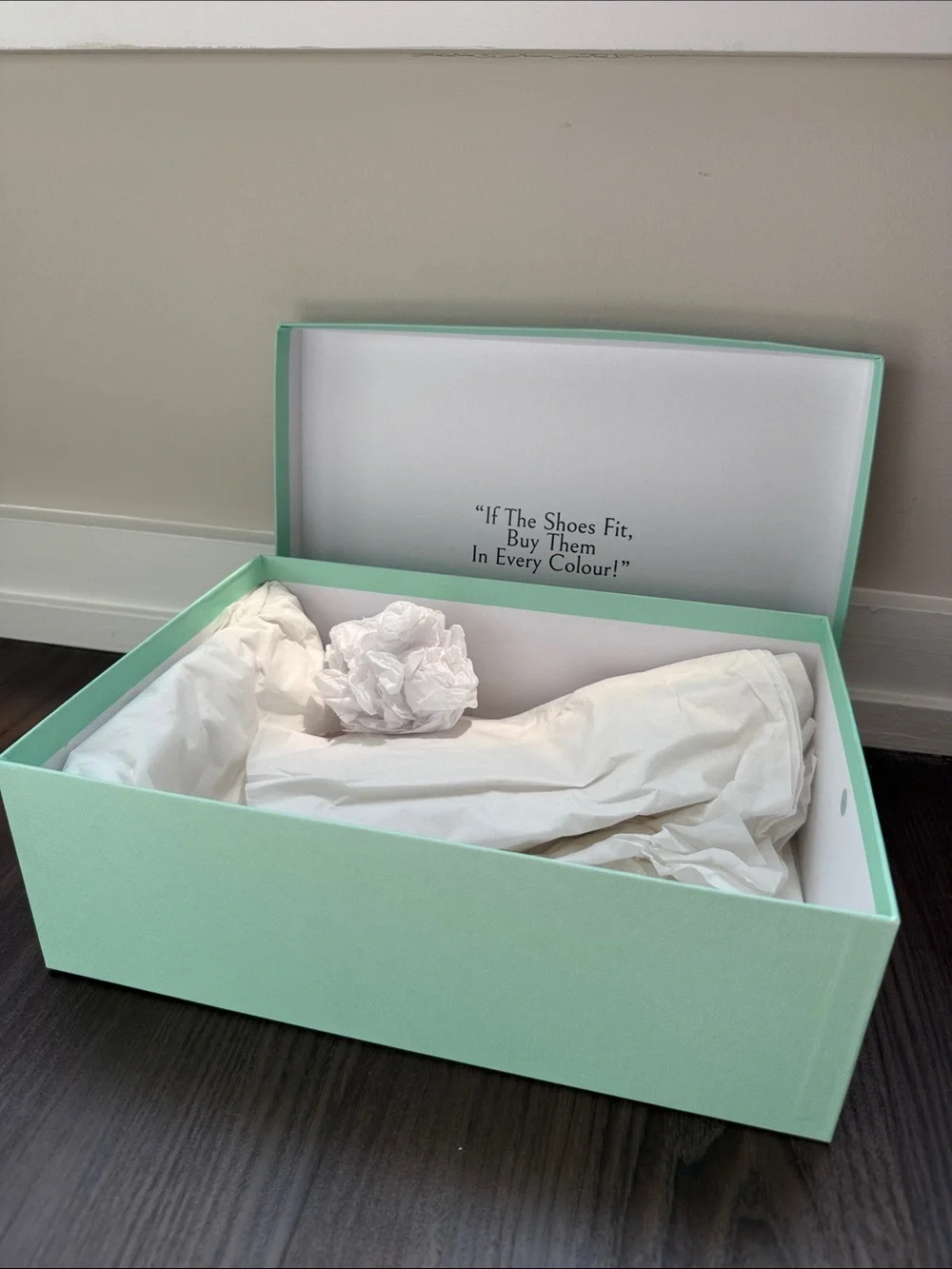 Aquazzura empty shoe box